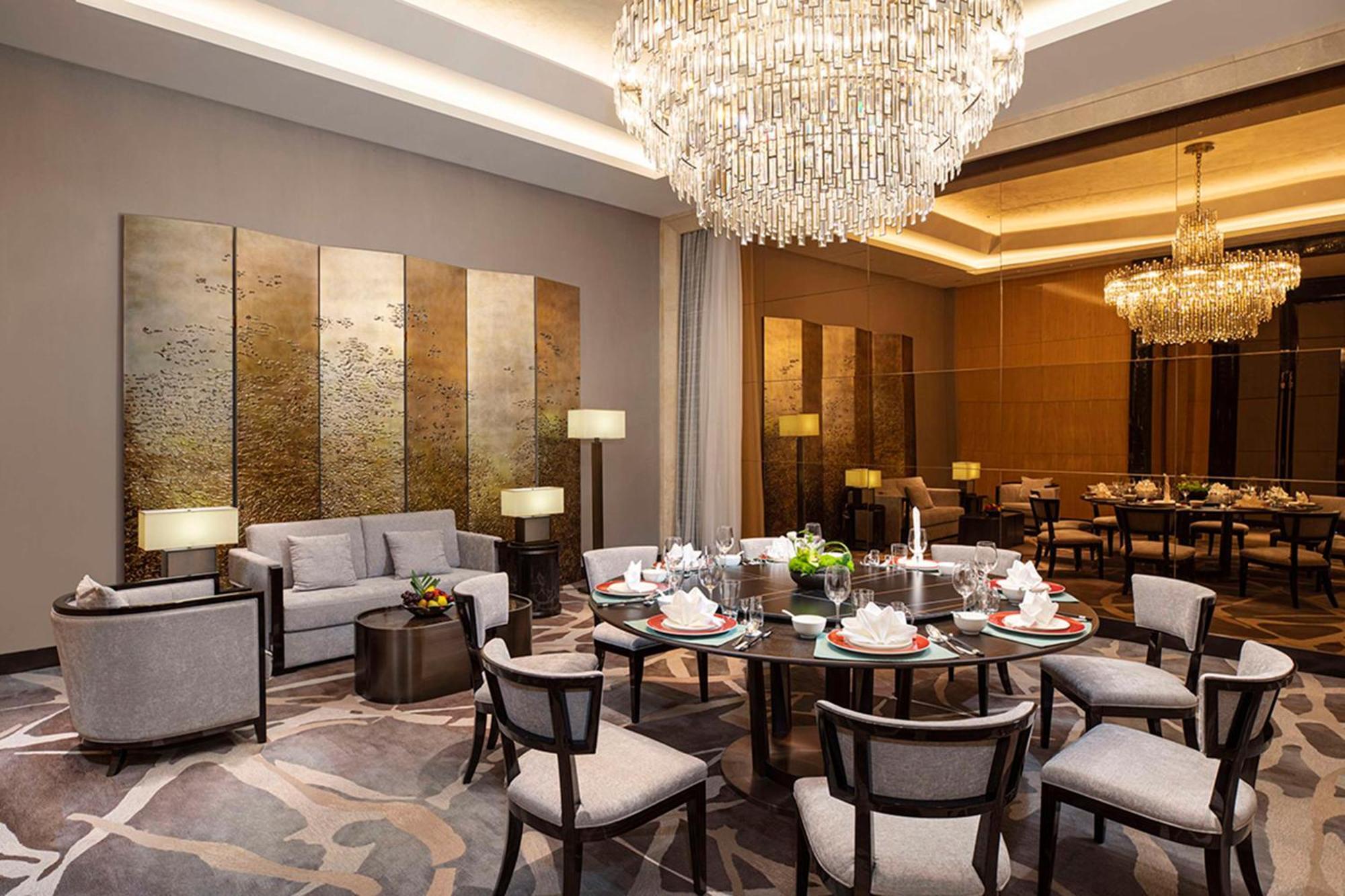 Hilton Nanjing Hotel Нанкин Екстериор снимка