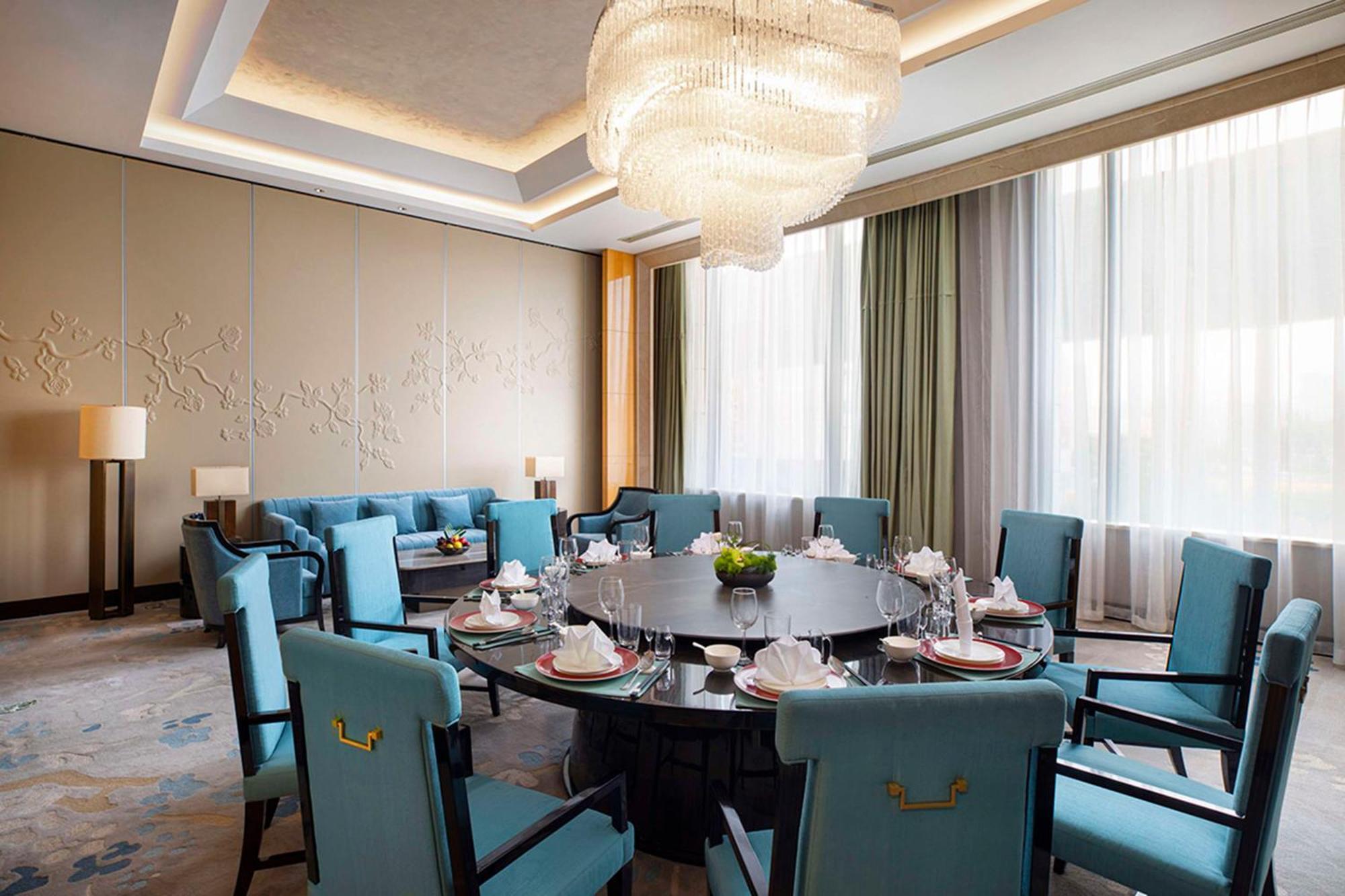 Hilton Nanjing Hotel Нанкин Екстериор снимка
