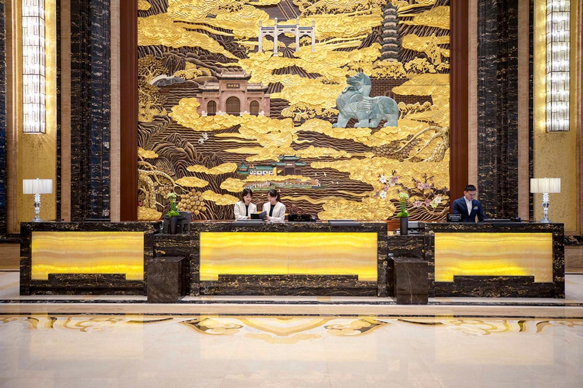 Hilton Nanjing Hotel Нанкин Екстериор снимка