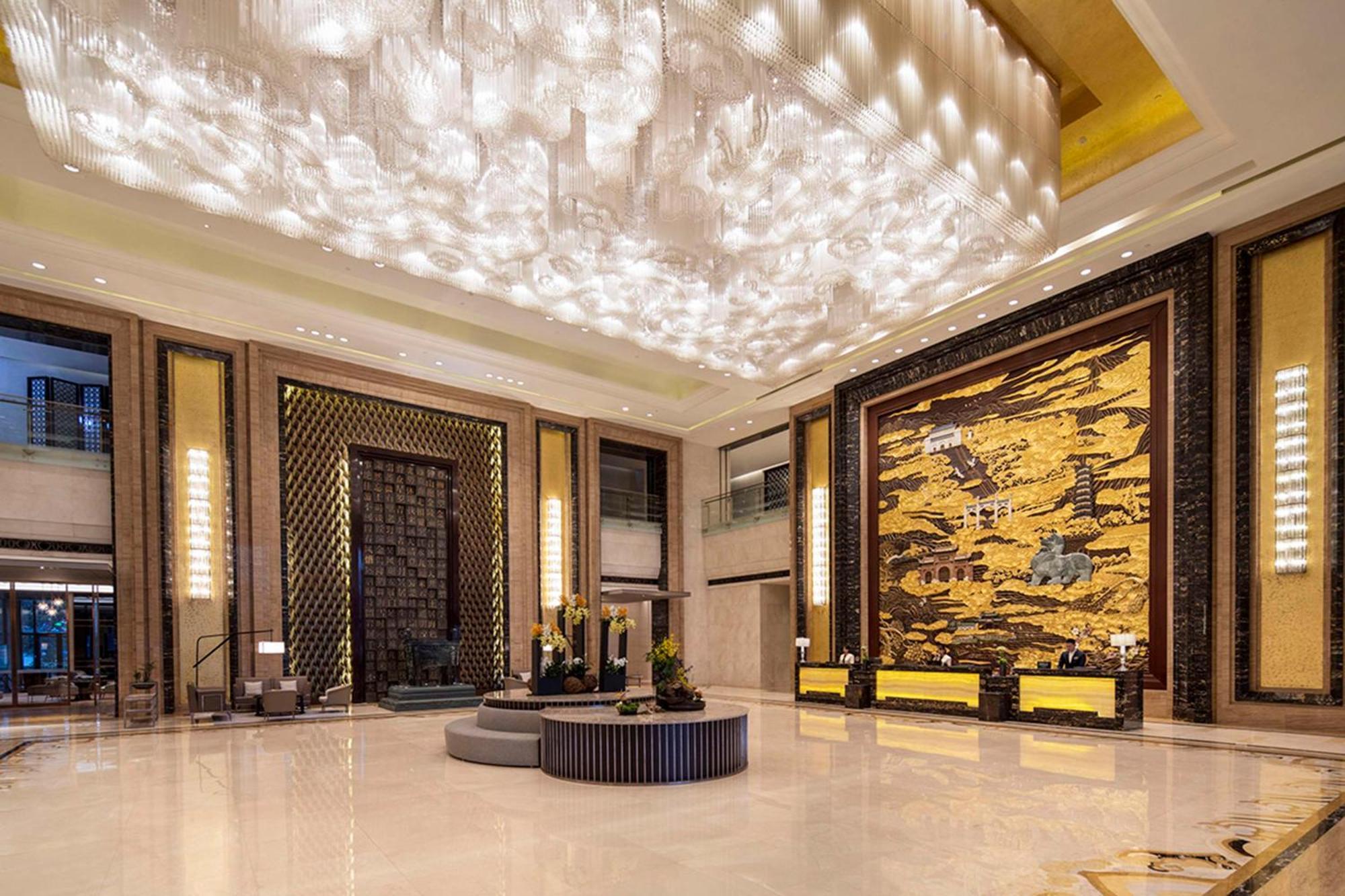 Hilton Nanjing Hotel Нанкин Екстериор снимка